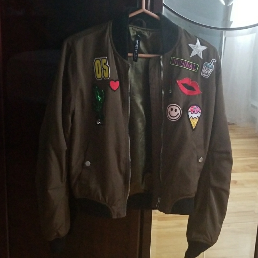 Design Lab Bomber